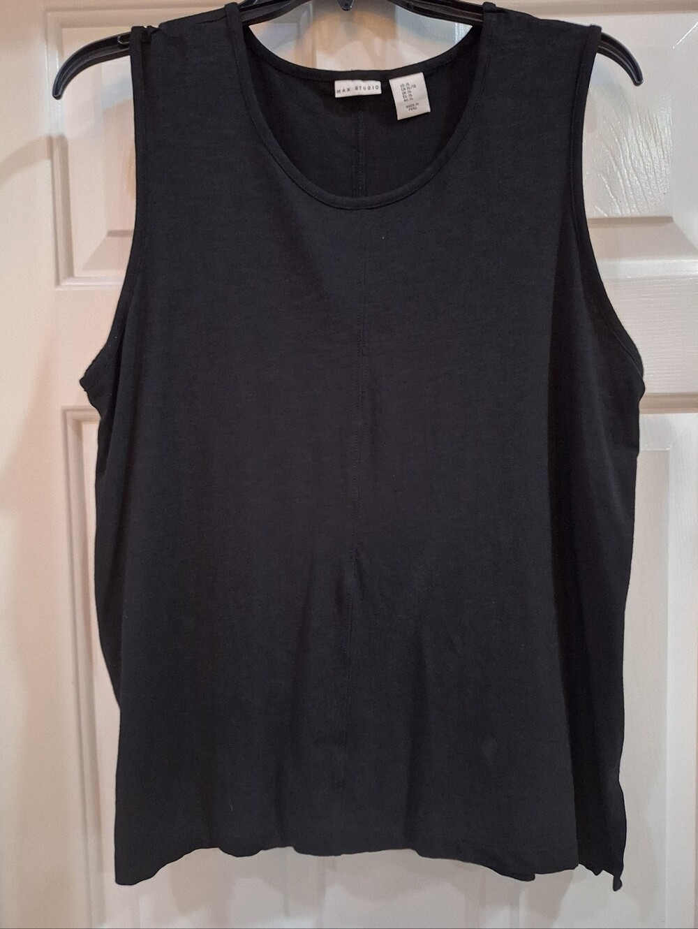 Max STUDIO Black Scoop Neck Tank Top With Slits On Sides Silky And Stretchy Worn